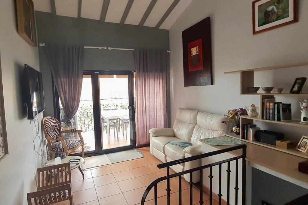 Preciosa Casa En Vilajoyosa Con Vistas Al Mar En Las Casas Colgantes Del Casco Antiguo Вильяхойоса Экстерьер фото