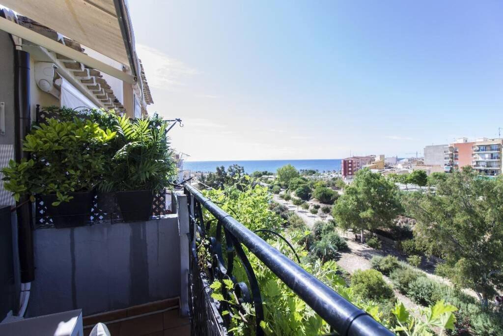 Preciosa Casa En Vilajoyosa Con Vistas Al Mar En Las Casas Colgantes Del Casco Antiguo Вильяхойоса Экстерьер фото