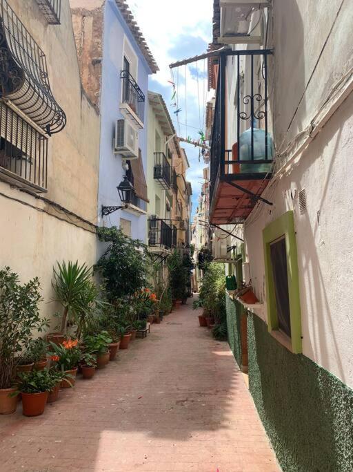 Preciosa Casa En Vilajoyosa Con Vistas Al Mar En Las Casas Colgantes Del Casco Antiguo Вильяхойоса Экстерьер фото